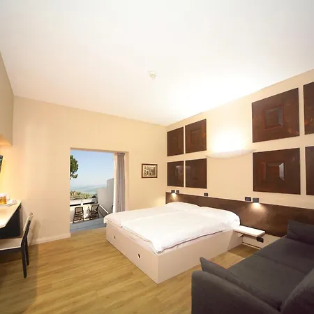Hotel La Pauel Sirmione